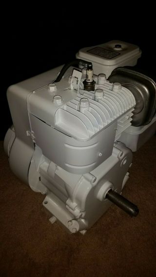 Briggs and Stratton 5hp engine 5 hp motor vintage awesome WOW 10