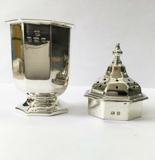Vintage 1933 Solid Sterling Silver Hallmarked Salt & Pepper Pot