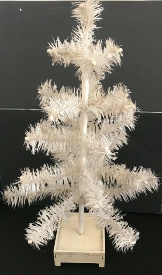 Vintage Style 20 " White Frosted Feather Tree White Berries Stenciled Wooden Base