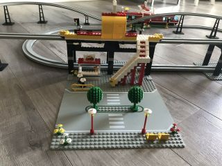 LEGO AIRPORT SHUTTLE MONORAIL 6399 TRAIN - VINTAGE - 99 COMPLETE 5