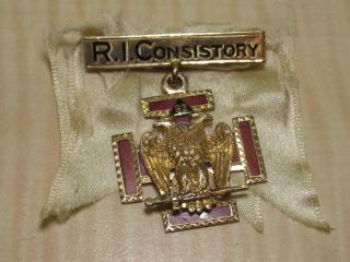 Vintage 14k Yellow Gold R.  I.  Consistory Scottish Rite Freemason Eagle Badge Pin