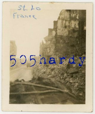 Wwii Us Gi Photo - 28th Infantry Division Convoy St.  Lo Saint - Lô France 1944 2