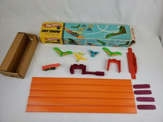 Hot Wheels Redline Sky Show Race Set Includes Green Fleetside - Rare Vintage