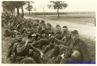 Road Break Wehrmacht Combat Infantry Truppe Resting On Roadway Ditch; 1940