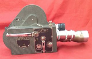 Vintage 16 Pathe 16mm Film Cine Movie Camera with 3 Lenses (NR) 4