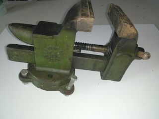 Vintage American Scale Co.  No.  40 Bench Vise Kansas City Missouri American Tool