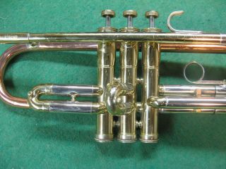 Conn Coprion 18B Trumpet 1975 - Rare - Case and Conn 7C MP 6