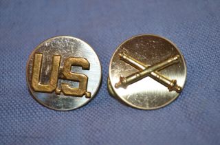 Wwii Era U.  S.  Field Artillery Collar Disks - Pair
