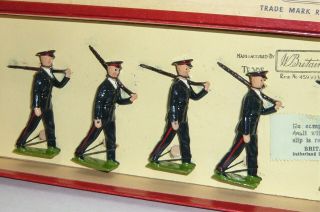 VINTAGE BRITAIN AUSTRALIAN ARMY INFANTRY TOY SOLDIERS NO.  2030 SET OF 8 3