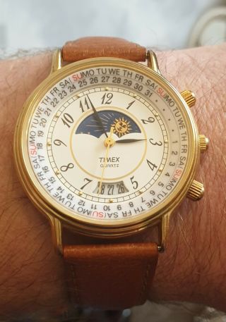 Vintage Rare Timex Sun & Moon Phase Perpetual Calendar Watch