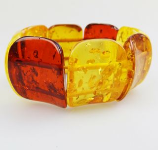 Vintage Jewellery A Large Amber Bracelet 3