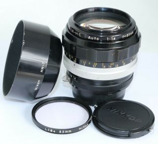 Rare " Ai " Nikon Nikkor - H.  C 85/1.  8 85mm F1.  8 1,  8 Ai Lens Hn - 7 Hood Japan
