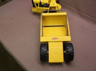 4 VINTAGE MIGHTY TONKA YELLOW SCRAPER EARTH MOVER ROAD BUILDER 7