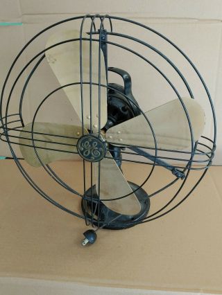 Antique Vintage Ge General Electric Oscillating Fan 17 " Black With Gold Blades