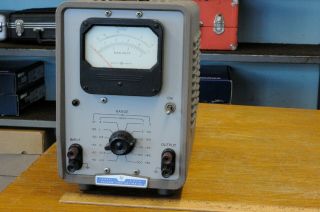 Hewlett Packard Vintage 400d Rms Vacuum Tube Voltmeter (vtvm)