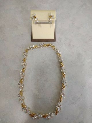 VINTAGE TRIFARI 50 ' S GOLD PLATED WHITE CRYSTAL NECKLACE & EARRINGS 2
