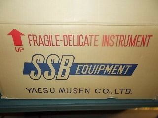 VINTAGE YAESU FT - 101E HAM RADIO HF SSB TRANSCEIVER,  GREAT.  ORIG BOX 9