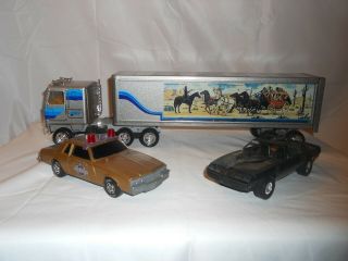 Vintage 1981 Ertl 1/24 Scale Smokey And The Bandit 2 Chase Set Cars And Semi