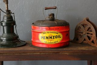 Pennzoil 2.  5 Gallon Oil Can With Wood Handle Petroliana Gas Station Old Vtg