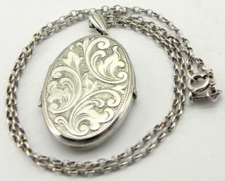 Vintage Solid Silver Locket & Chain.