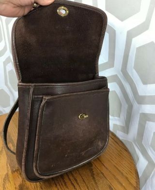 COACH VINTAGE LARGE BROWN LEATHER SIDE PACK SCOOTER BAG 9979 USA - RARE HTF 5