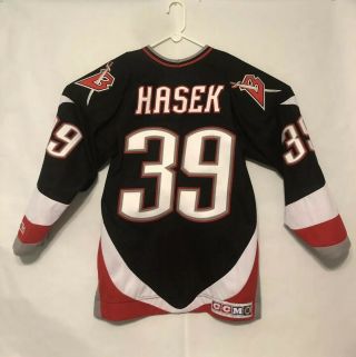 VTG Buffalo Sabres Dominik Hasek Jersey M CCM 39 Stitched Made In Canada 2