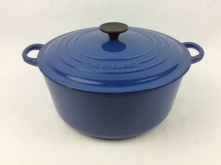 Le Creuset Vintage Blue Enamel Round Dutch Oven 7.  25 Qt 28
