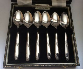 Top Quality Boxed Set Of Six Vintage Hallmarked 1956 Solid Silver Floral Spoons.