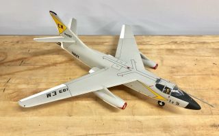 Vintage Douglas A - 3 Skywarrior Contractor Model / Built / Topping Tailhook Navy