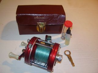 Vintage Abu - Garcia Ambassadeur 5000 - 4 - Screw Reel With Case (sweden)