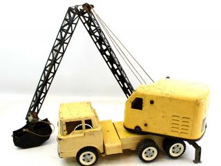 Structo Mobile Crane Vintage Pressed Steel Vintage Antique Metal Tin Yellow