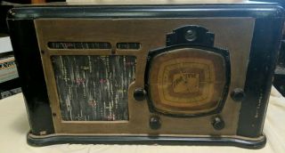 Vintage 1939 Truetone D - 724 Antique Wood Radio Am/shortwave With Tone Control