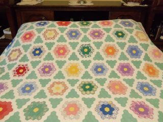 VINTAGE 1930 ' s GREAT GRANDMOTHERS HANDMADE FLOWER GARDEN QUILT 78 x 86 HANDMADE 6