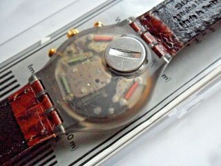 LN Vintage 1991 Men ' s Swatch SCM100 Goldfinger Chronograph Swiss Quartz Watch 7