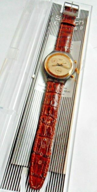LN Vintage 1991 Men ' s Swatch SCM100 Goldfinger Chronograph Swiss Quartz Watch 8