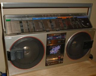 vintage Sony CFS - 99 Boombox 3