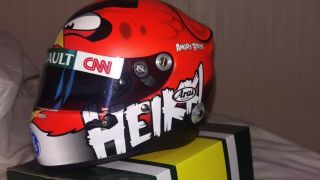 Heikki Kovalainen 1/2 Caterham Angry Birds helmet 2012 Rare 4