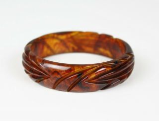 Vintage Carved Bakelite Bangle Bracelet Root Beer Amber Brown Marbled Swirled