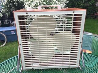 Vintage Mod 1970 ' s Lakewood Portable Window Fan w/ Box - Smooth Running & VGC 5