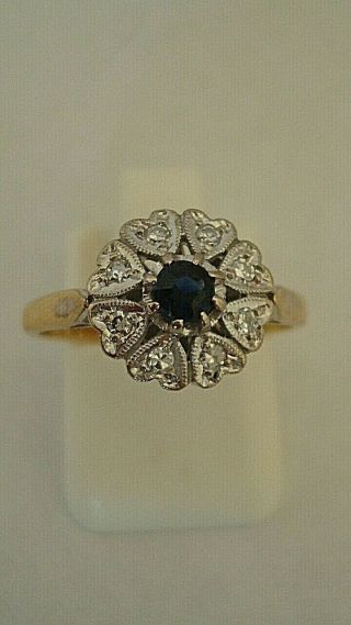 Vintage 18 Ct Gold Sapphire And Diamond Daisy Cluster Ring Birmingham 1962 Size