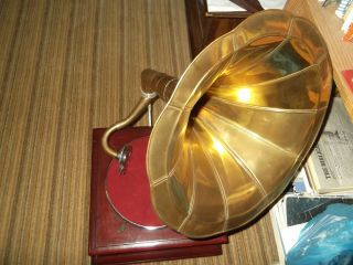 His Masters Voice VTG Phonograph Gramophone with Record & Extra Needles, 6