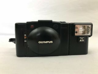 Vtg Olympus Xa2 Point And Shoot Film Camera W/ A11 Flash Japan 35mm