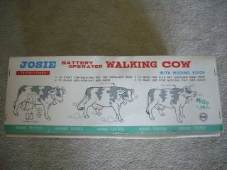 VINTAGE BATTERY OPERATED JOSIE THE COW TIN TOY 3