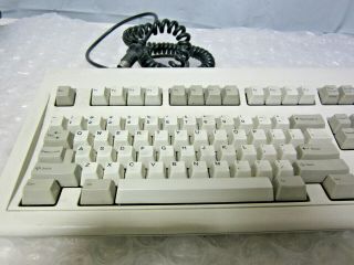 Vintage 1986 IBM Model M 1390131 5 Pin DIN Wired Clicky Mechanical Keyboard 4