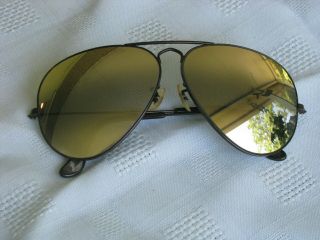 Vintage Bausch & Lomb Ray Ban 62 - 14 Aviator Gradient Mirrored Sunglasses,  1970s