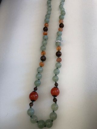VINTAGE CHINESE GREEN JADE AND CARNELIAN BEAD NECKLACE 6