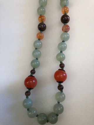 VINTAGE CHINESE GREEN JADE AND CARNELIAN BEAD NECKLACE 8