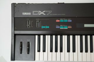 Yamaha Dx7 Vintage Digital Synth