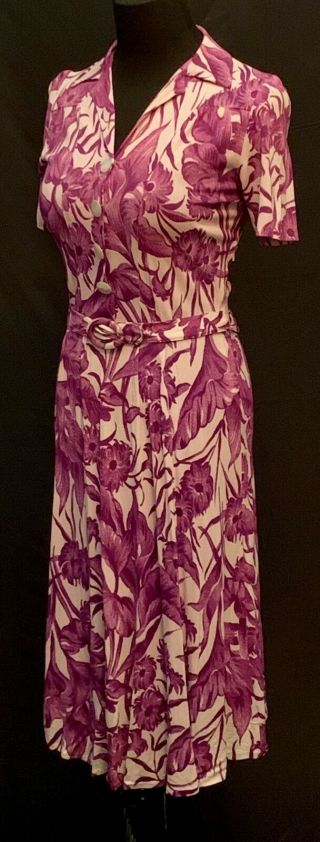 Vtg 1940 ' s Raspberry/Purple & Pink Tropical Print Dress with Large MOP Buttons 3