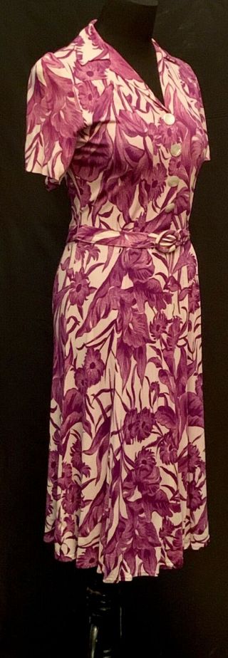 Vtg 1940 ' s Raspberry/Purple & Pink Tropical Print Dress with Large MOP Buttons 4